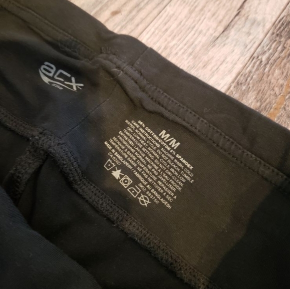 Pants 3/4 - Picture 5 of 6